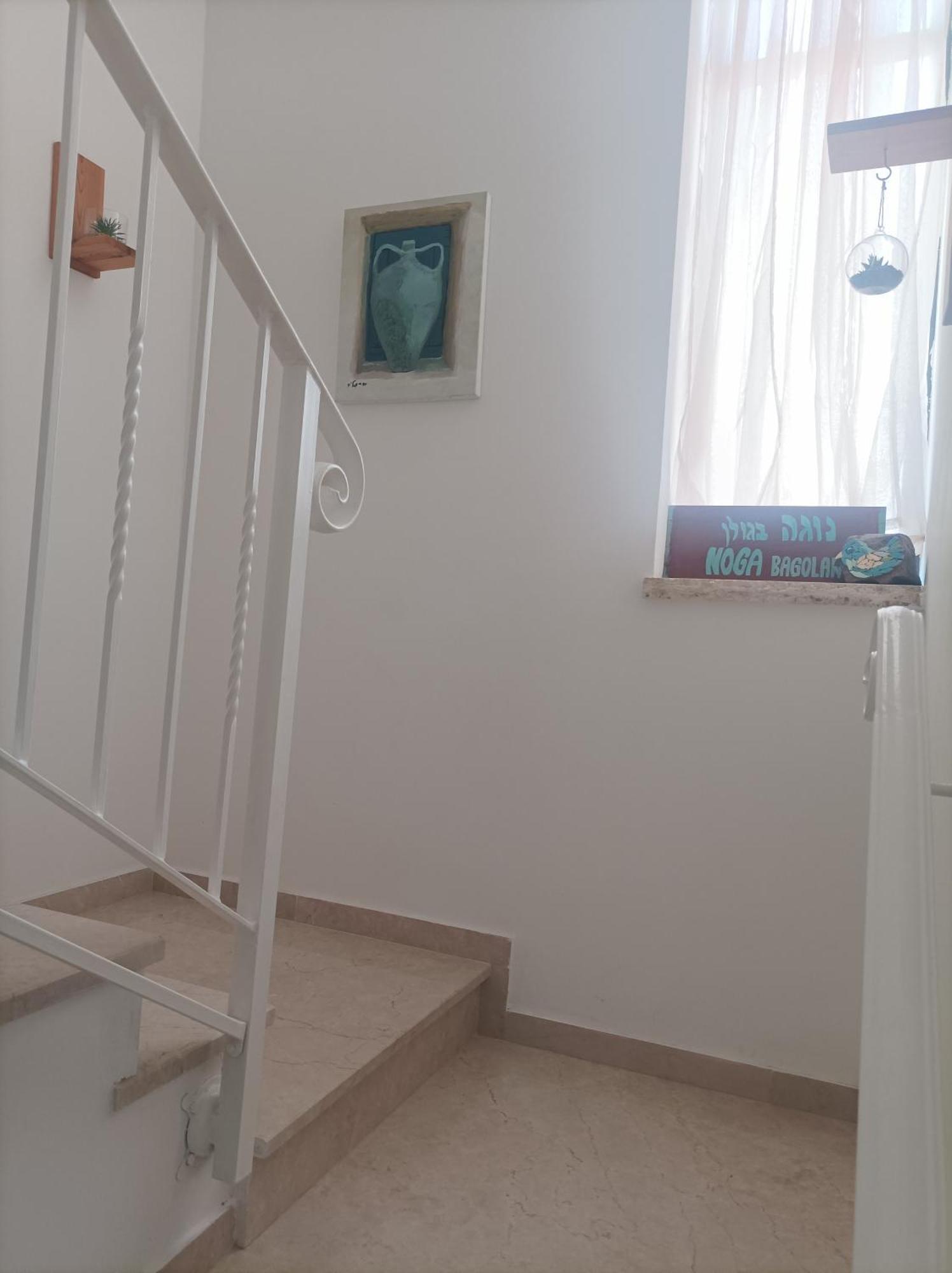 נוגה בגולן Apartamento Qaşrīn Exterior foto